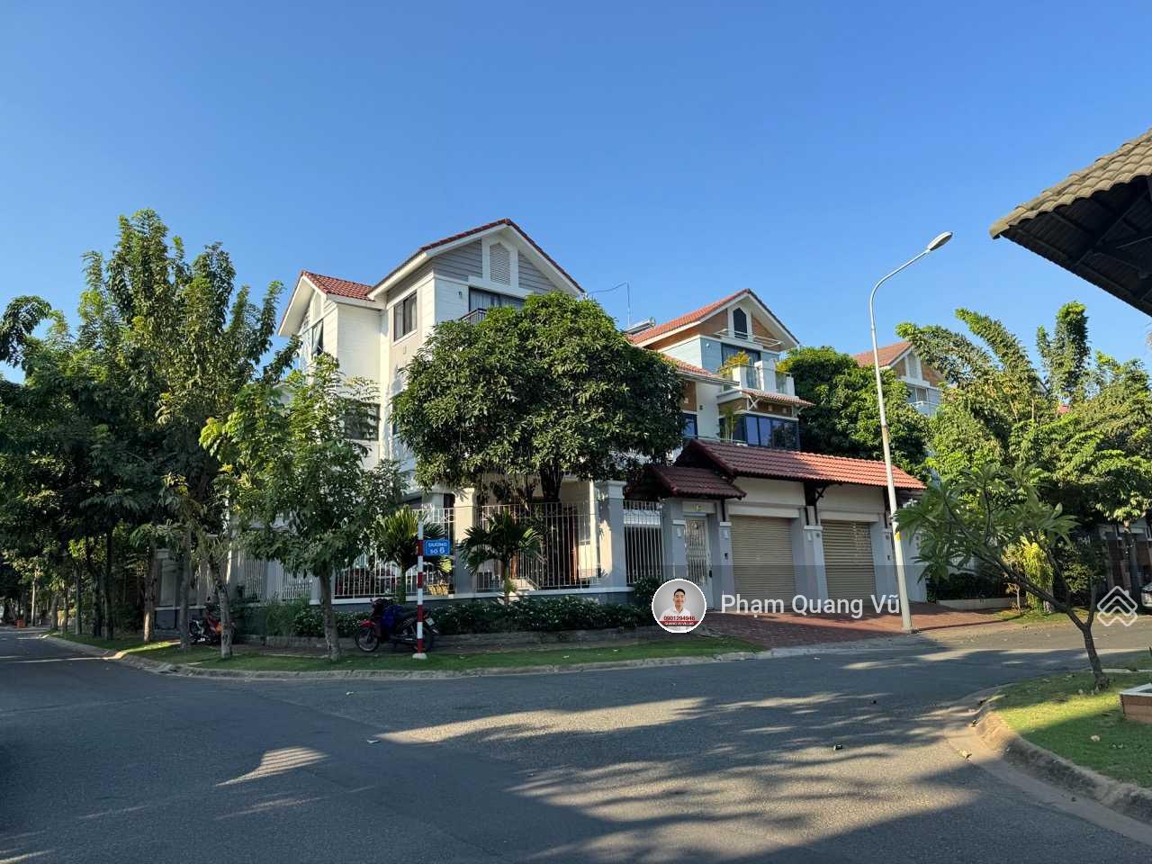 Rổ hàng còn 8 căn biệt thự Nam Phú Villas Trần Trọng Cung Q7, DT 12x24m (288m2), SHR, giá 31 tỷ