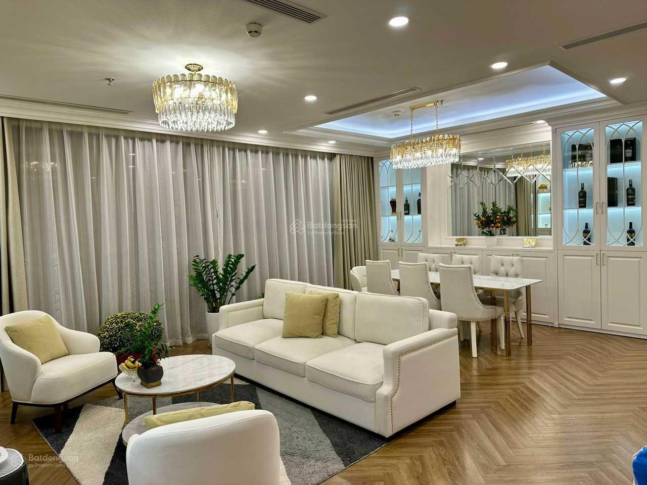 Bán căn hộ chung cư Báo Nhân Dân căn 115m2 4PN 2WC gía 6,9 tỷ căn sửa sang trang bị đầy đủ nội thất Bán căn hộ chung cư Báo Nhân Dân căn 115m2 4PN 2WC gía 6,9 tỷ căn sửa sang trang bị đầy đủ nội thất