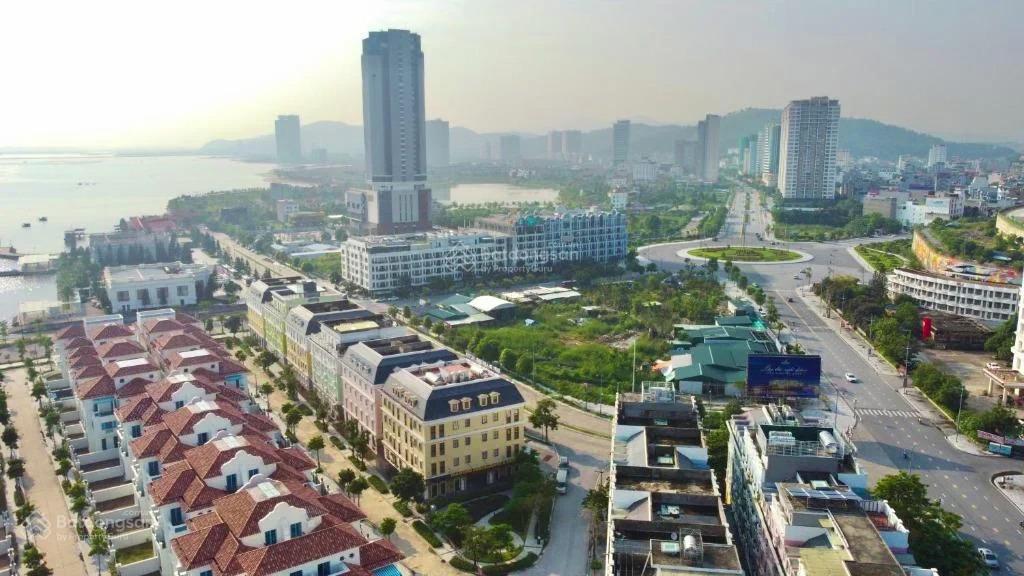 Cần tiền bán giá 2017 19,5 tỷ căn Trầm Hương Boutique Sun Bãi Cháy Hạ Long 300m2, LH: 0914 043 ***