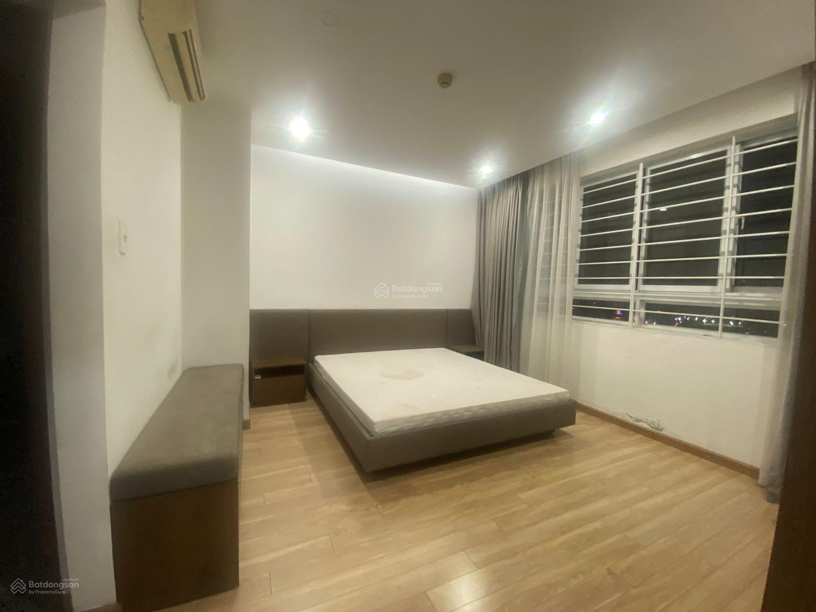 Chính chủ cần bán căn hộ chung cư Hùng Vương Plaza, Q5, DT: 8,4tỷ , 3PN, 3WC, giá: 8,4 ty (giá thât