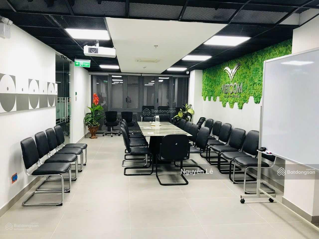 Cần cho thuê gấp toà nhà khu Phan Đăng Lưu quận Phú Nhuận giá 69 triệu/th Cần cho thuê gấp toà nhà khu Phan Đăng Lưu quận Phú Nhuận giá 69 triệu/th