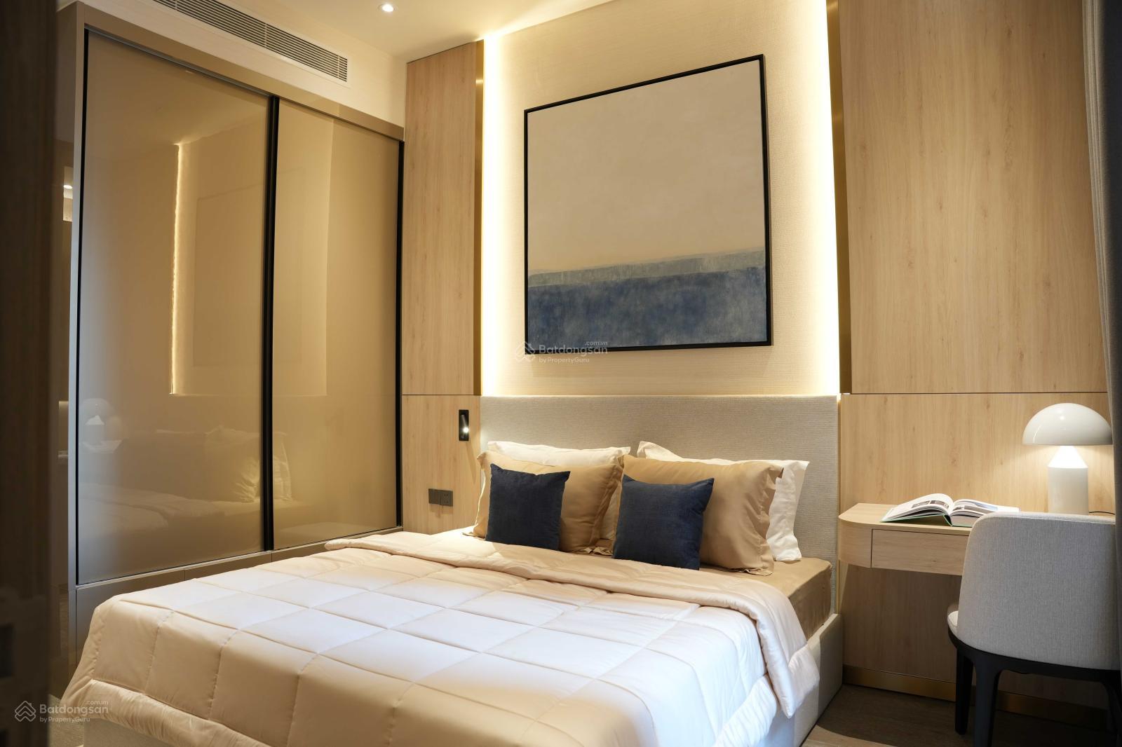 Cần bán gấp The Marq 2PN 14T giá rẻ nhất thị trường. LH 0902 705 ***