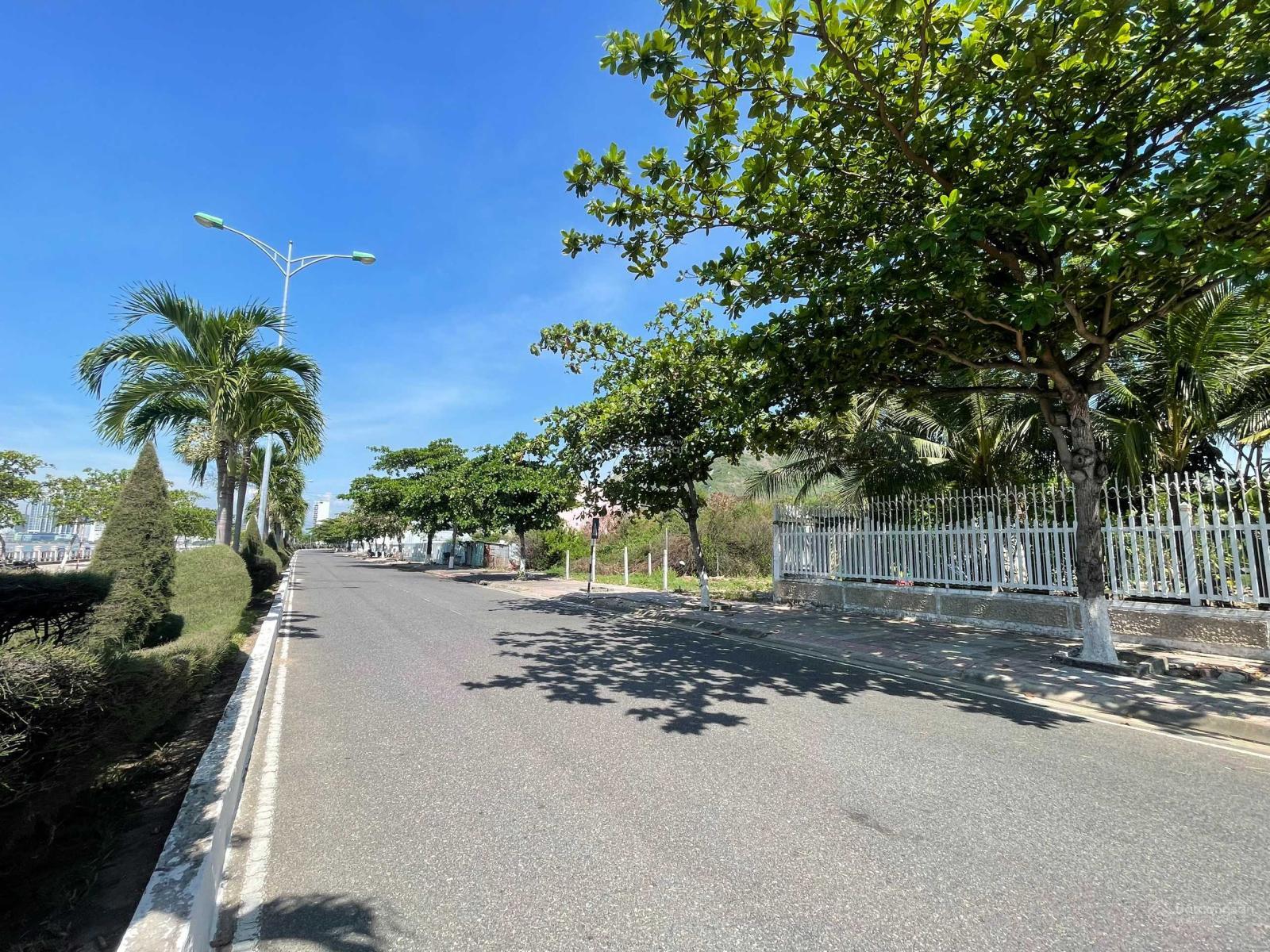 Cần Bán gấp 4 Lô LIỀN KỀ Đất Bến Du Thuyền - KĐT Mới Vĩnh Hòa - SỔ HỒNG CÁ NHÂN