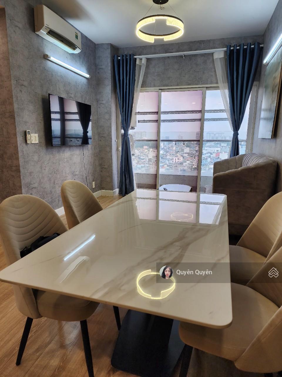 Quận 10 Charmington cho thuê 2PN 2WC căn góc full 21 triệu, có hồ bơi miễn phí, view thoáng