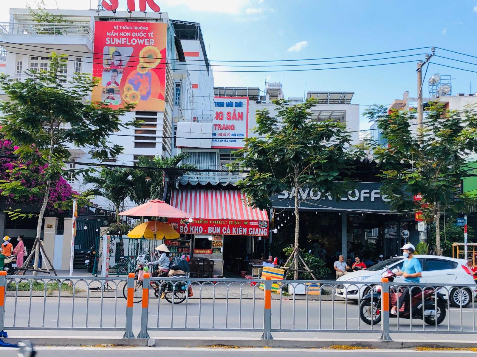 Bán nhà MT đường Bờ Bao Tân Thắng (4x22m vuông) đối diện siêu thị Aeon Mall Tân Phú, giá 15.9 tỷ