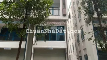 Cho thuê nhà Vạn Phúc, Galaxy Tố Hữu, DT 100m2x6 tầng, mới 100%, thang máy, điều hòa, giá chỉ 40tr