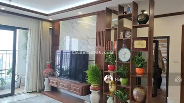 Bán căn góc đẹp nhất 26 Liễu Giai, DT 90m2, căn góc view Liễu Giai, Hồ Tây. Giá 145tr/m2. 3PN, 2VS