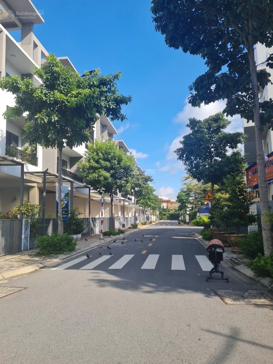 Cần bán căn góc 154m2 đi nước ngoài, giá 5 tỷ chốt nhanh gọn