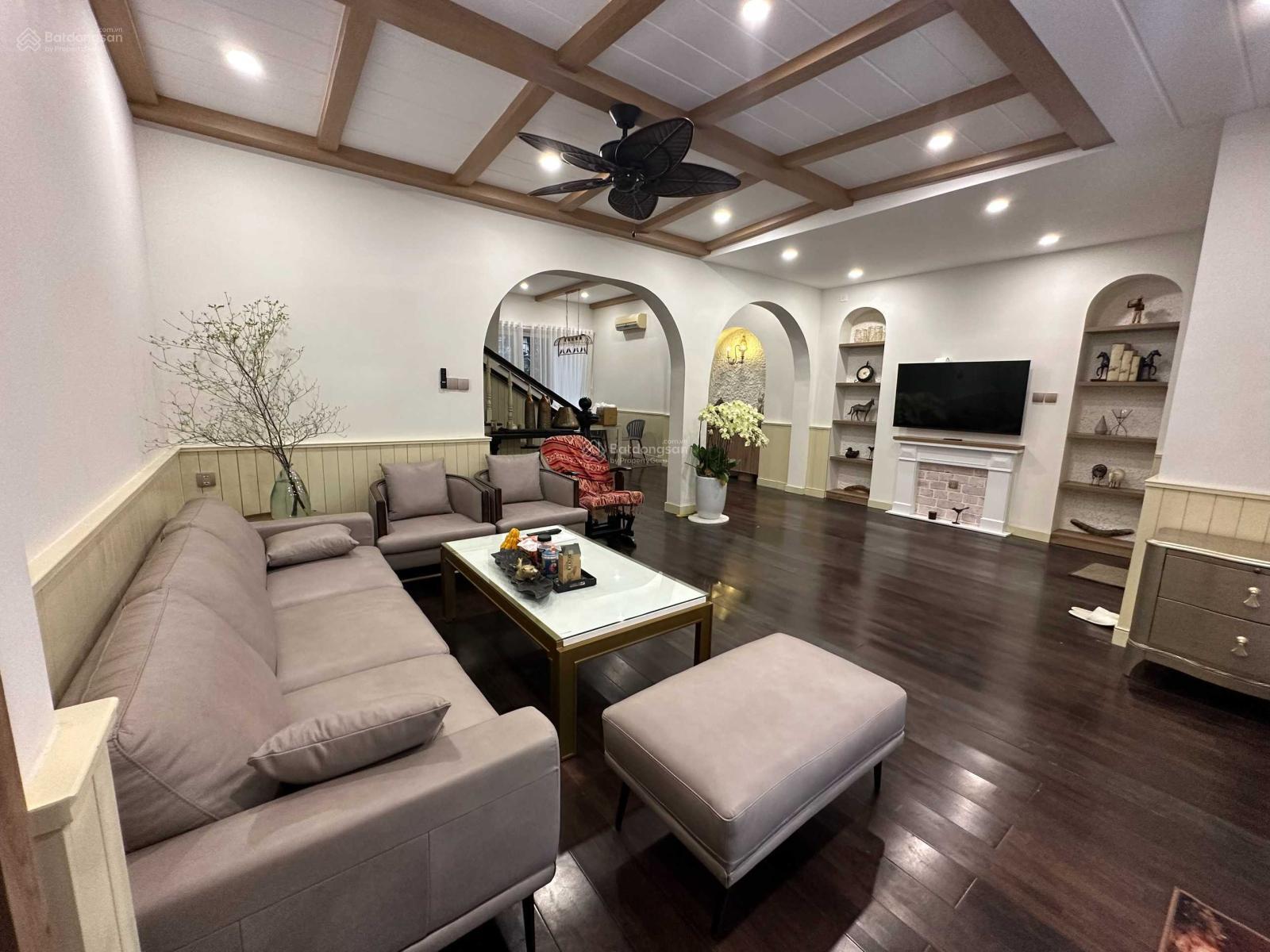 Cần tiền đáo hạn ngân hàng ra đi nhanh căn biệt thự Mỹ Thái 2 Q7 TP HCM. LH 0919 582 *** Em Tiên PMH