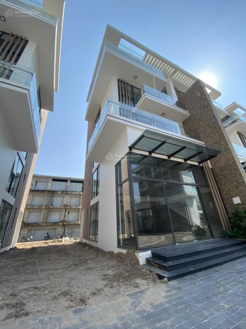 Bán biệt thự liền kề Rừng Thông Ecopark 140m2, Căn Đầu Hồi sân vườn rộng Giá 26 tỷ