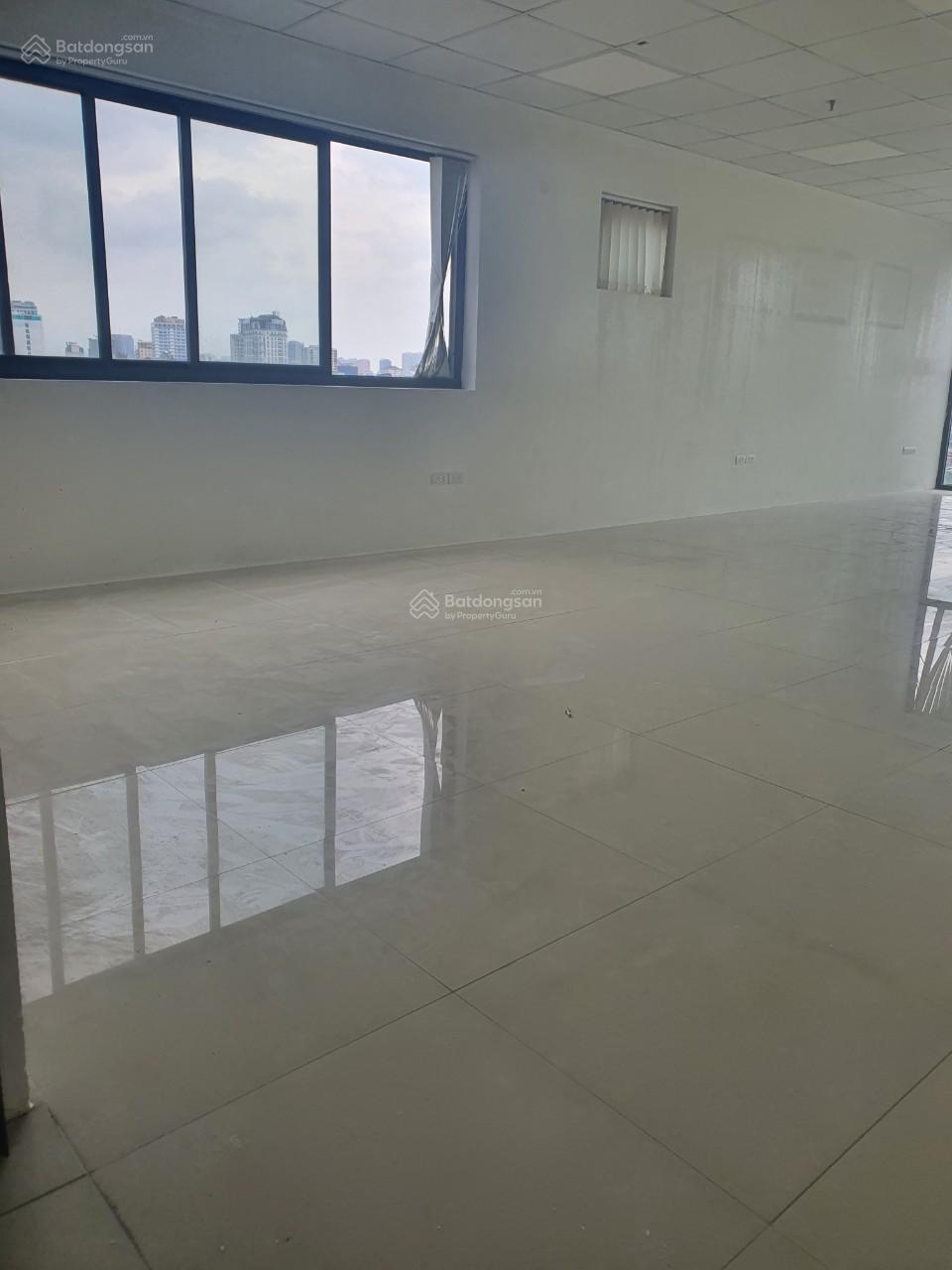 Cho thuê văn phòng tại phố Kim Mã quận Ba Đình, 80 m2 giá 19 triệu/ tháng