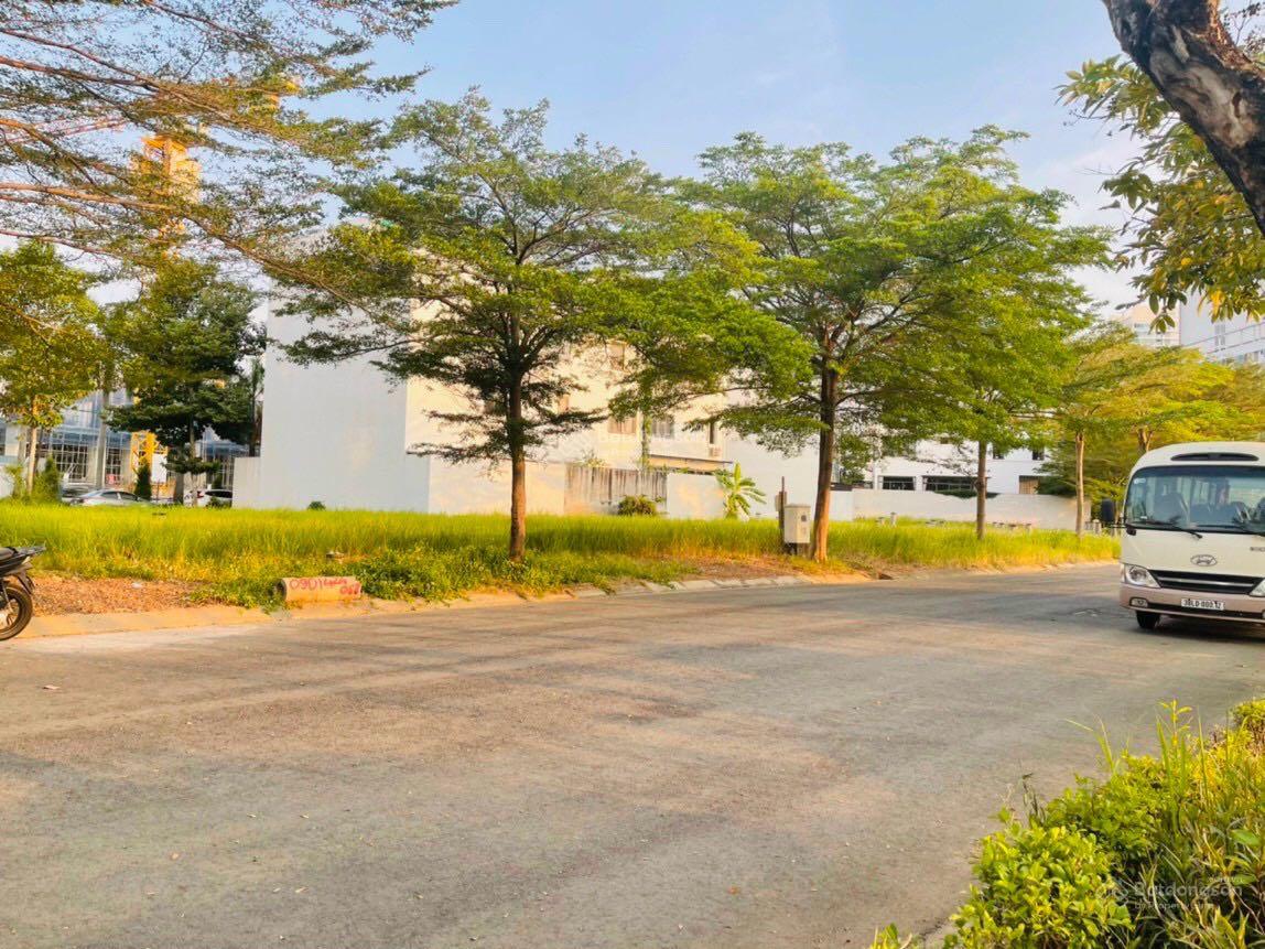 Tôi chính chủ lô góc đất biệt thự Everich 3 Quận 7, view sông, kế Phú Mỹ Hưng, DT 11x20 giá 33 tỷ Tôi chính chủ lô góc đất biệt thự Everich 3 Quận 7, view sông, kế Phú Mỹ Hưng, DT 11x20 giá 33 tỷ