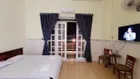 Bán gấp Hotel Gía chỉ 4.4 tỷ MT đường Hoàng Văn Thụ 5x30m 3 lầu có 10 phòng đang kinh doanh