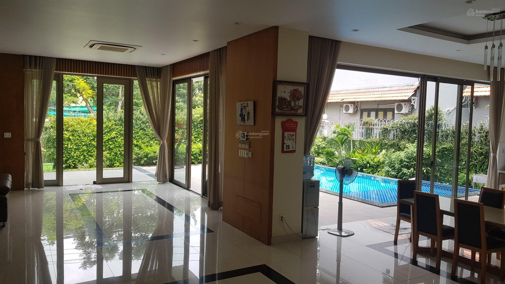 Cần bán căn villa siêu đẹp, đường Lê Văn Miến ,P Thảo Điền ,giá 250 tỷ. Lh : 0913 144 ***