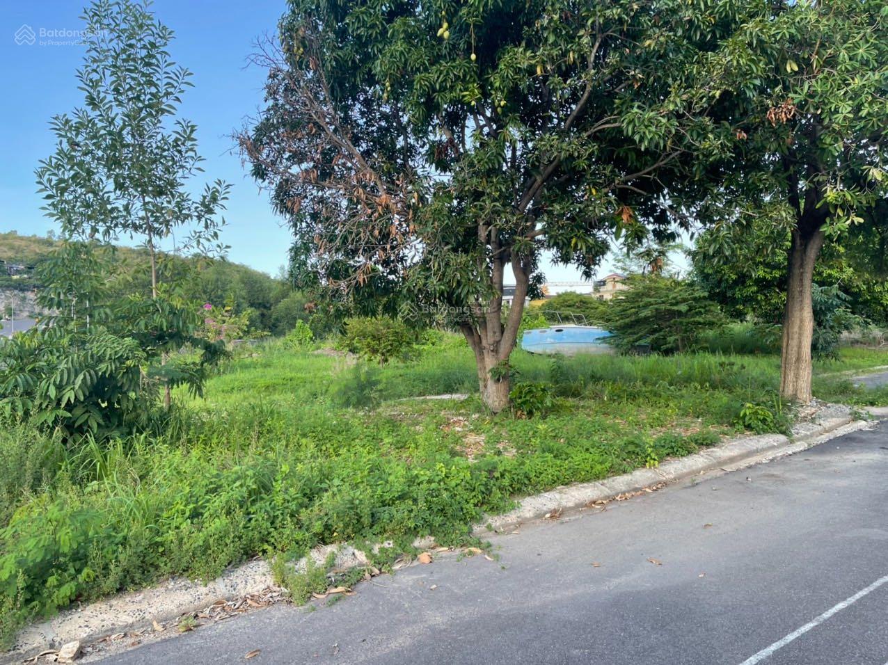 Hạ giá bán gấp chỉ 51tr/ m2, lô An Viên, 229m2, 3 mặt tiền! Hạ giá bán gấp chỉ 51tr/ m2, lô An Viên, 229m2, 3 mặt tiền!