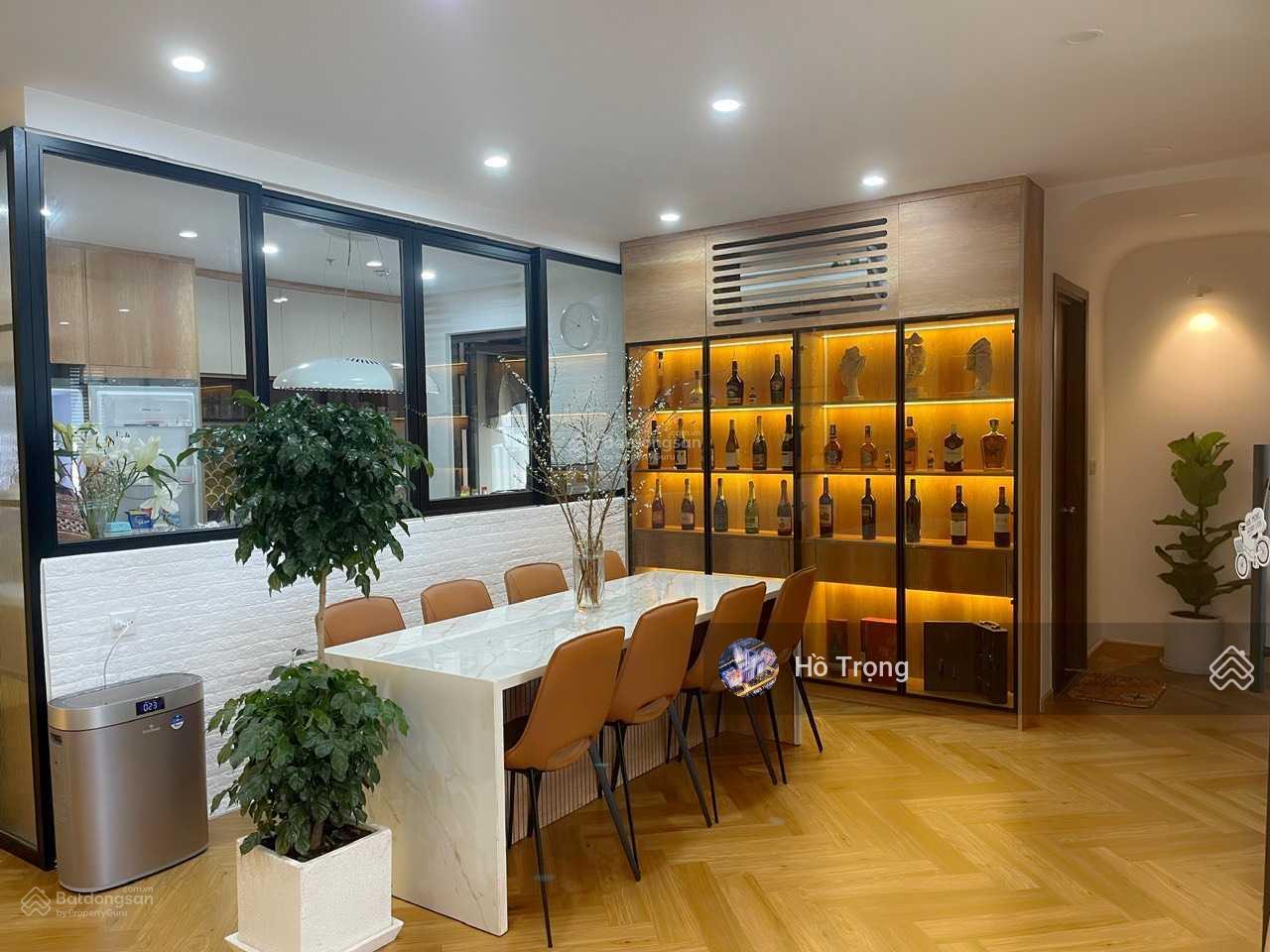 Hệ thống chuyên cho thuê ngắn hạn & dài hạn Hà Đô Centrosa - 2PN. Giá tốt nhất thị trường
