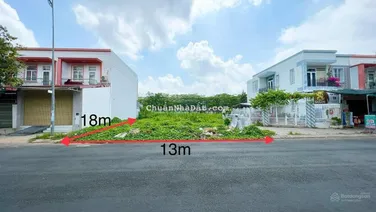 Bán giá rẻ lô góc 2 mặt tiền đường Trần Bạch Đằng khu đô thị Phú Cường DT: 13 x18m đất full thổ cư