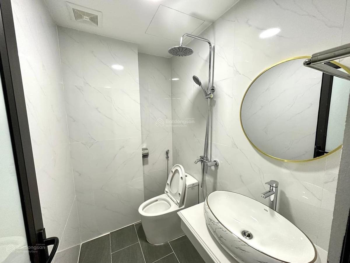 Bán nhà mặt phố Thanh Đàm - Hoàng Mai. 50m2 x 6 tầng. (Giá chào: 17 Tỷ ) Lô góc Sổ vuông đẹp.