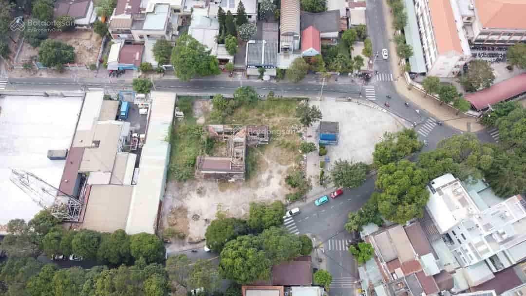 Bán đất MT Đoàn Kết Thủ Đức DT: 15*45m giá 1 lô 55 tỷ - bán hết 3 lô 165 tỷ - còn thương lượng sâu