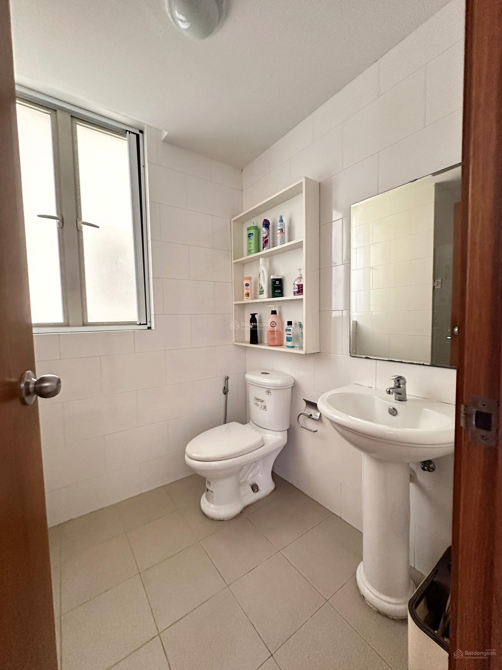 Lỗ 300trieu The Canary Heights 88m2, 2PN, 2.4 tỷ ngay Aeon Mall Vsip1, Thuận An, BD; LH: 0896 998 *** Lỗ 300trieu The Canary Heights 88m2, 2PN, 2.4 tỷ ngay Aeon Mall Vsip1, Thuận An, BD; LH: 0896 998 ***