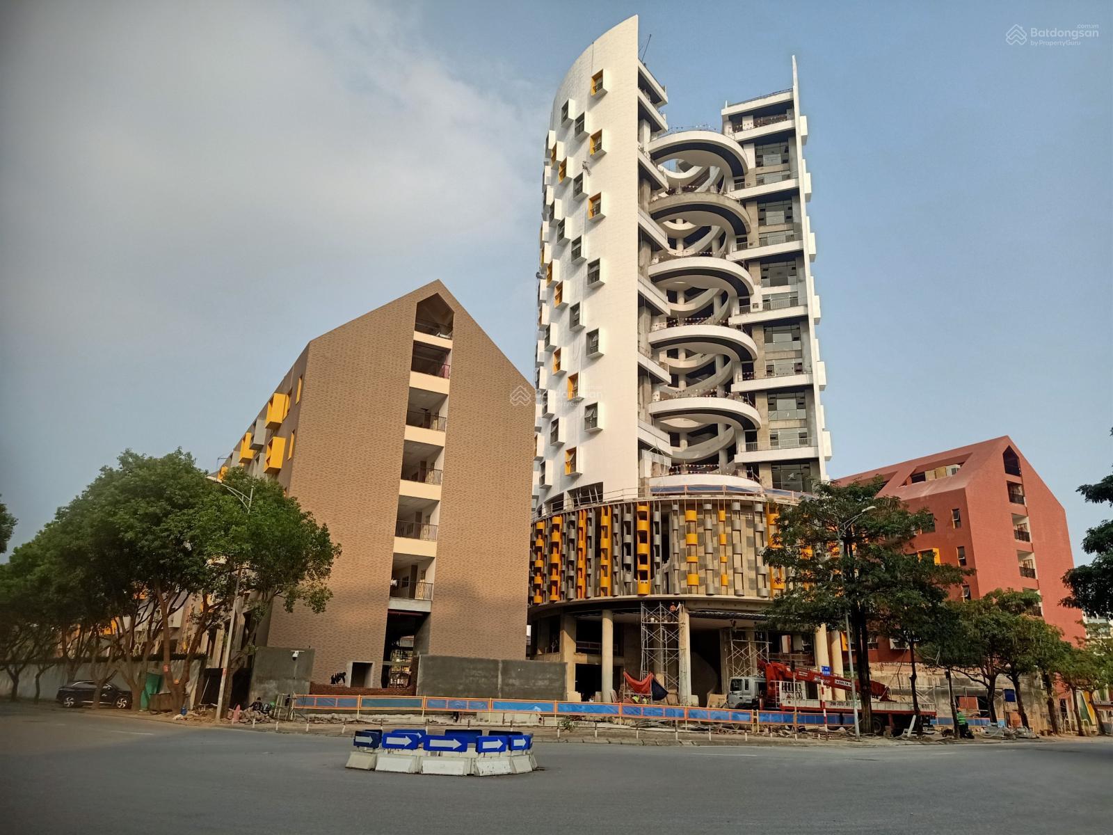 Nhà Vườn liền kề Việt Hưng thô nguyên bản chủ đầu tư. Giá cực hấp