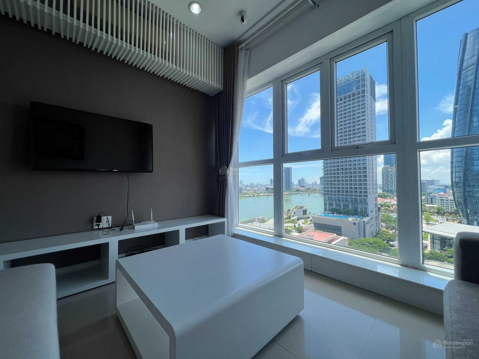 Cho thuê căn hộ 2PN full nội thất view sông Hàn, pháo hoa LH: 0777 444 ***