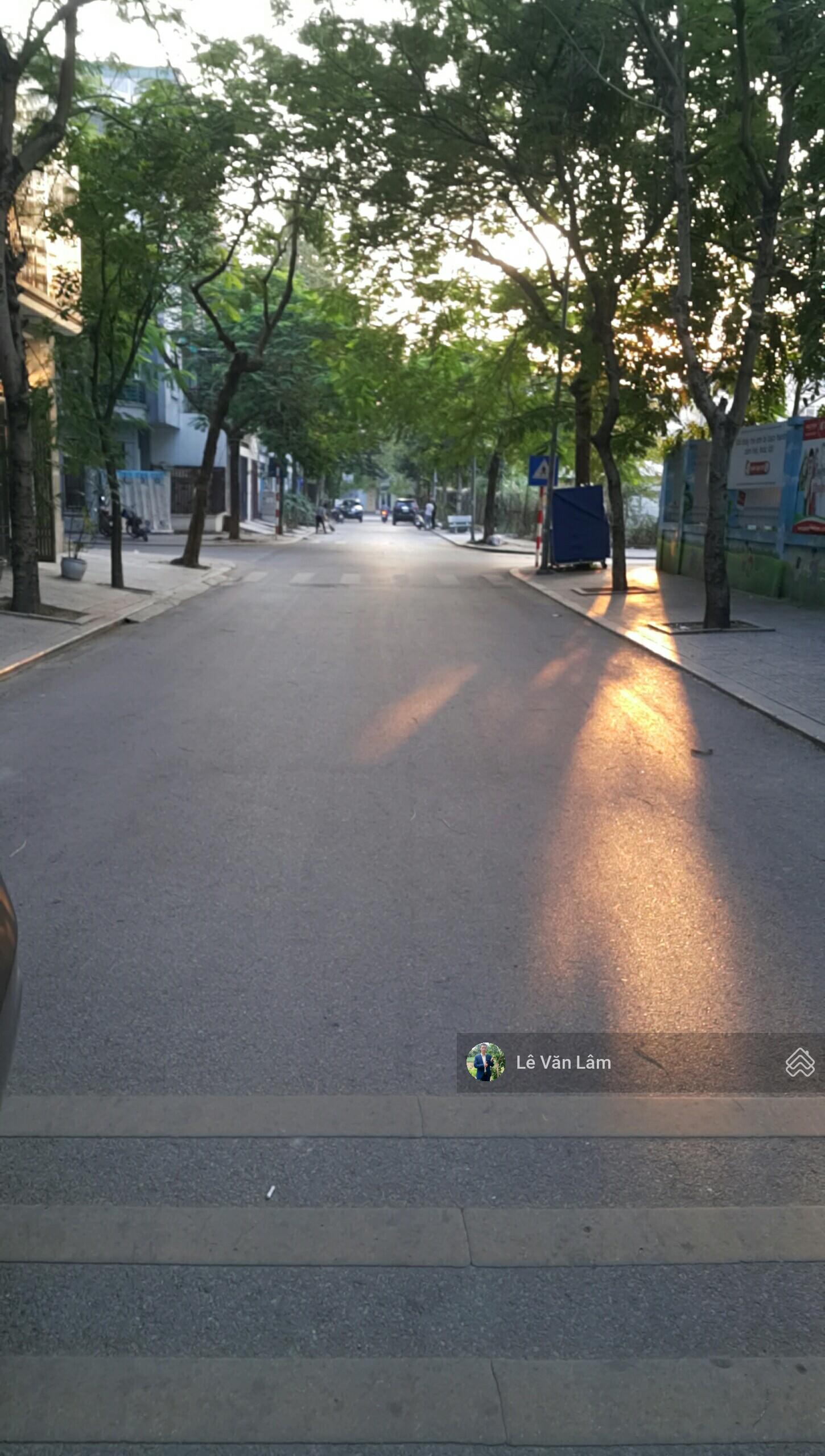 CC bán lô đất DV khu A Yên Nghĩa, Hà Đông. DT 48m2. MT 4.8m. Giá 13tỷ. LH 0982 889 ***