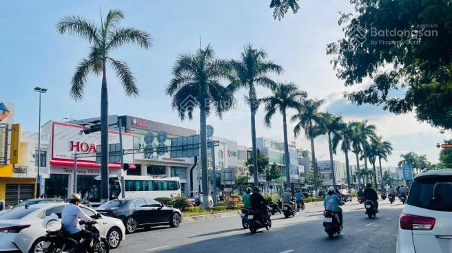 Nhà Mặt tiền Nguyễn Văn Linh chính chủ DT 105.8m2 xây 4 tầng. Chỉ 22.5 tỷ
