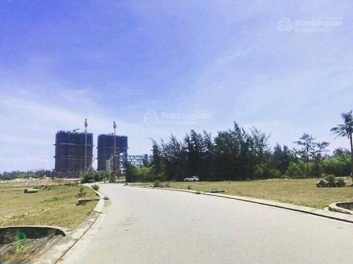 Bán 5 lô khu đô thị số 4 sát sông Cổ Cò giá tốt nhất thị trường. LH 0905 959 ***