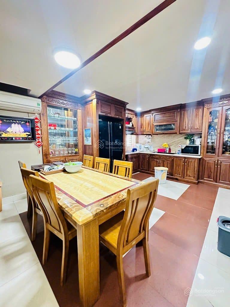 Hẻm 337 Lê Văn Sỹ 12x22m, ngay sân bay Tân Sơn Nhất, 4 tầng, lô góc 48 tỷ Hẻm 337 Lê Văn Sỹ 12x22m, ngay sân bay Tân Sơn Nhất, 4 tầng, lô góc 48 tỷ
