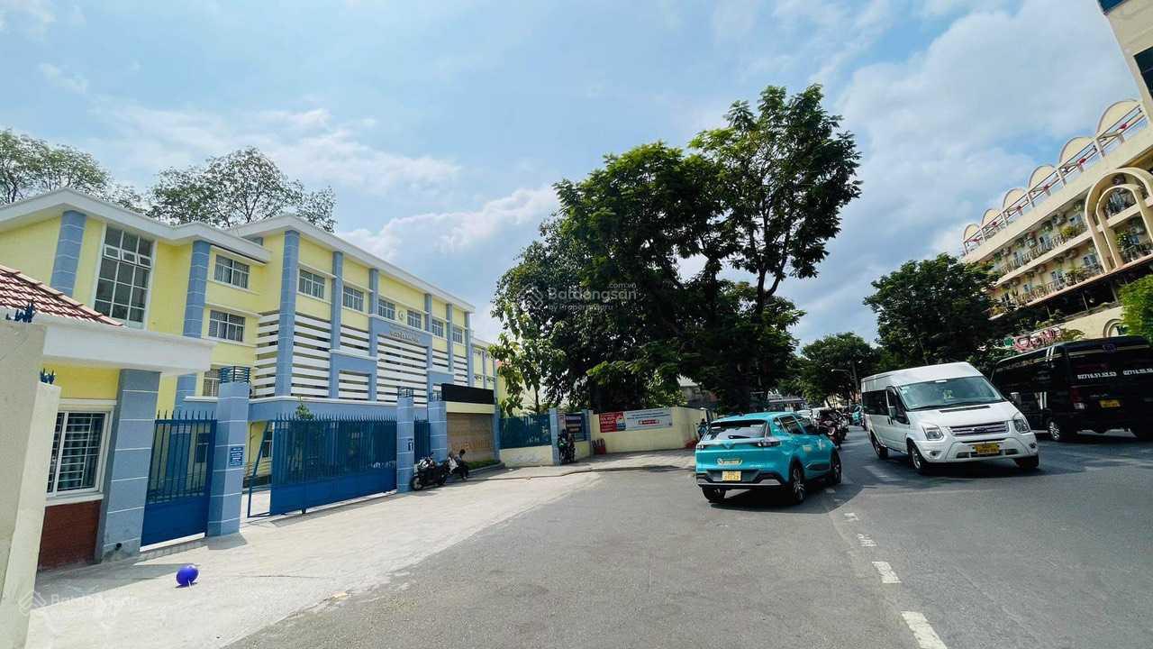 Bán nhà 100 CHDV 7 tầng Quận 7 thu 10 tỷ/năm Tân Mỹ Phú Mỹ Hưng 15x55m Bán nhà 100 CHDV 7 tầng Quận 7 thu 10 tỷ/năm Tân Mỹ Phú Mỹ Hưng 15x55m