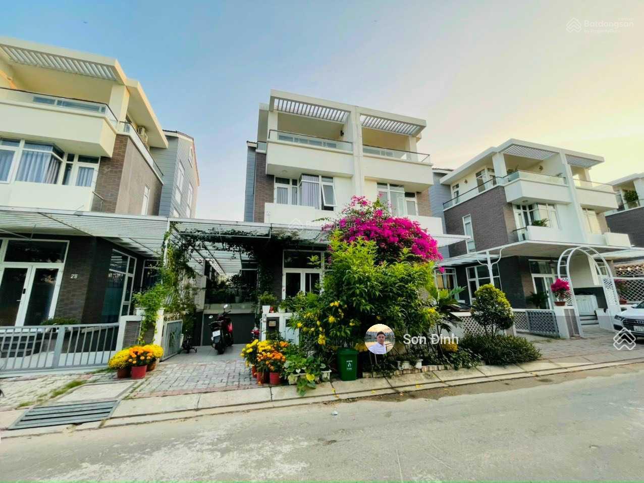 Bán lỗ căn biệt thự đường 24m Jamona Golden Silk, DT 7.4x18.9m (140m2) hầm trệt 2 lầu, 21 tỷ