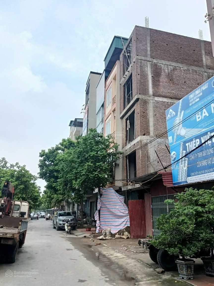 Bán gấp đất dịch vụ khu D Yên Nghĩa, gần công viên khu công nghiệp giá 10,5 tỷ
