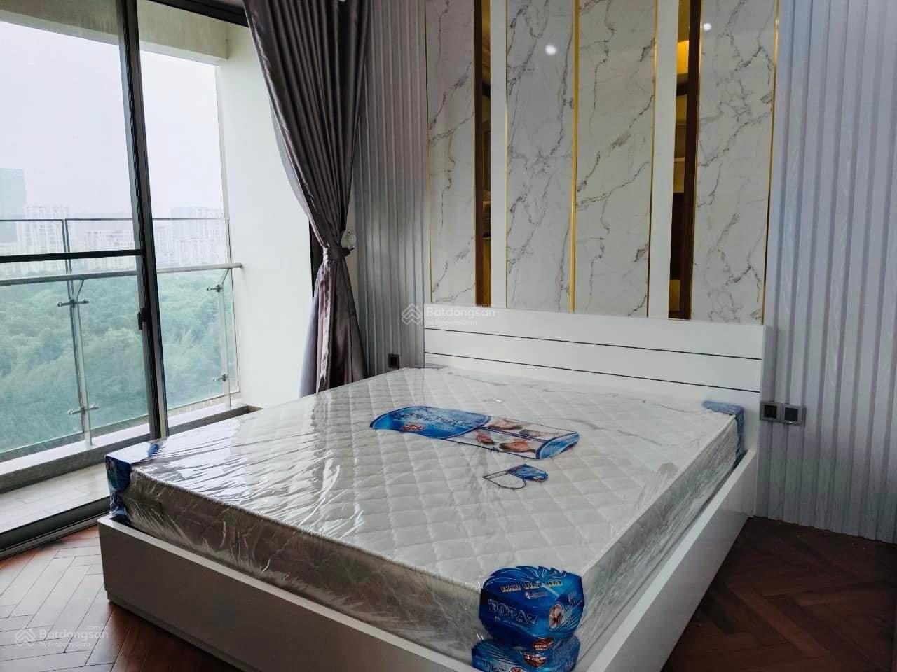 Cần cho thuê nhanh căn hộ Star Hill, PMH, Q7 nhà đẹp, giá rẻ. LH: 0917 300 *** (Ms. Hằng)