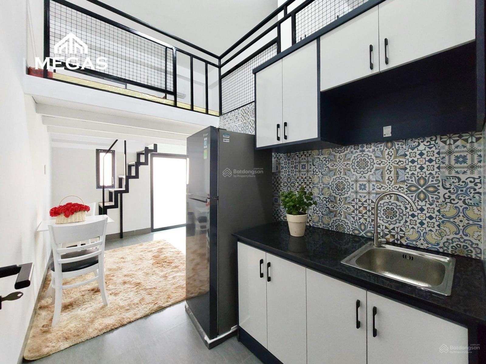 Phòng trọ Duplex gác cao cho thuê giá rẻ - full nội thất - balcony - khu Nguyễn Thị Định