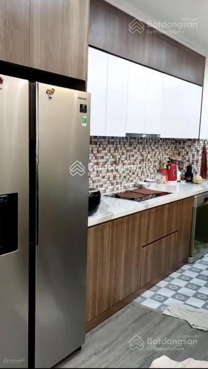 Tôi cần bán CHCC Lạc Hồng, Tây Hồ, 76.6m, 2PN, nhà đẹp, giá 5.35 tỷ. LH 0981 545 ***