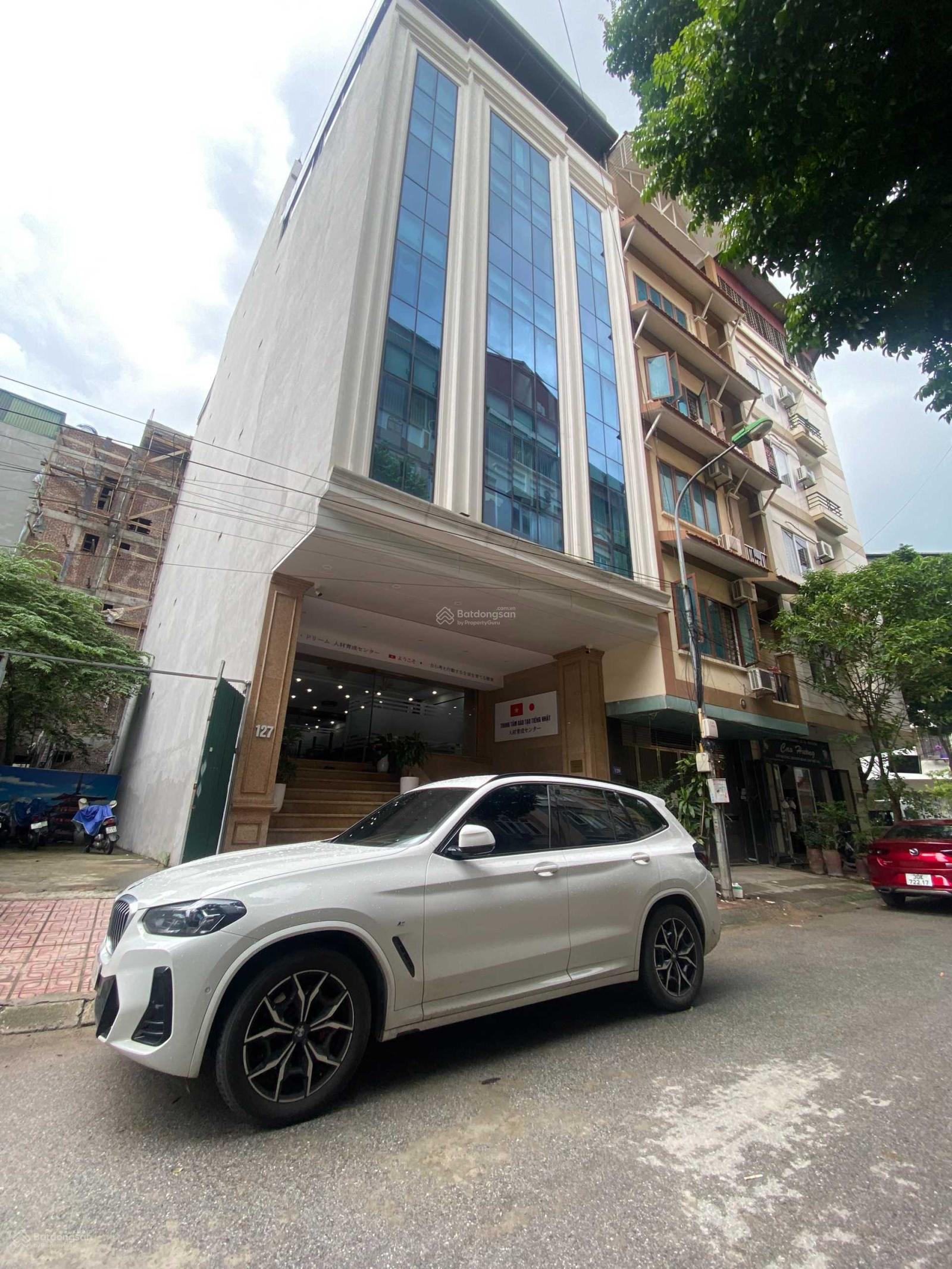 Cho thuê nhà riêng ở Hồ Tùng Mậu Bắc Từ Liêm, Hà Nội, DT 170m2 x 6T + 1 hầm, thang máy, giá 80tr