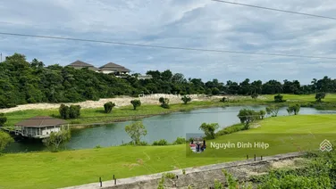 Bán đất nền dãy E 400m2 view biển sân golf Diamond Bay Mũi Né giáp SunGroup