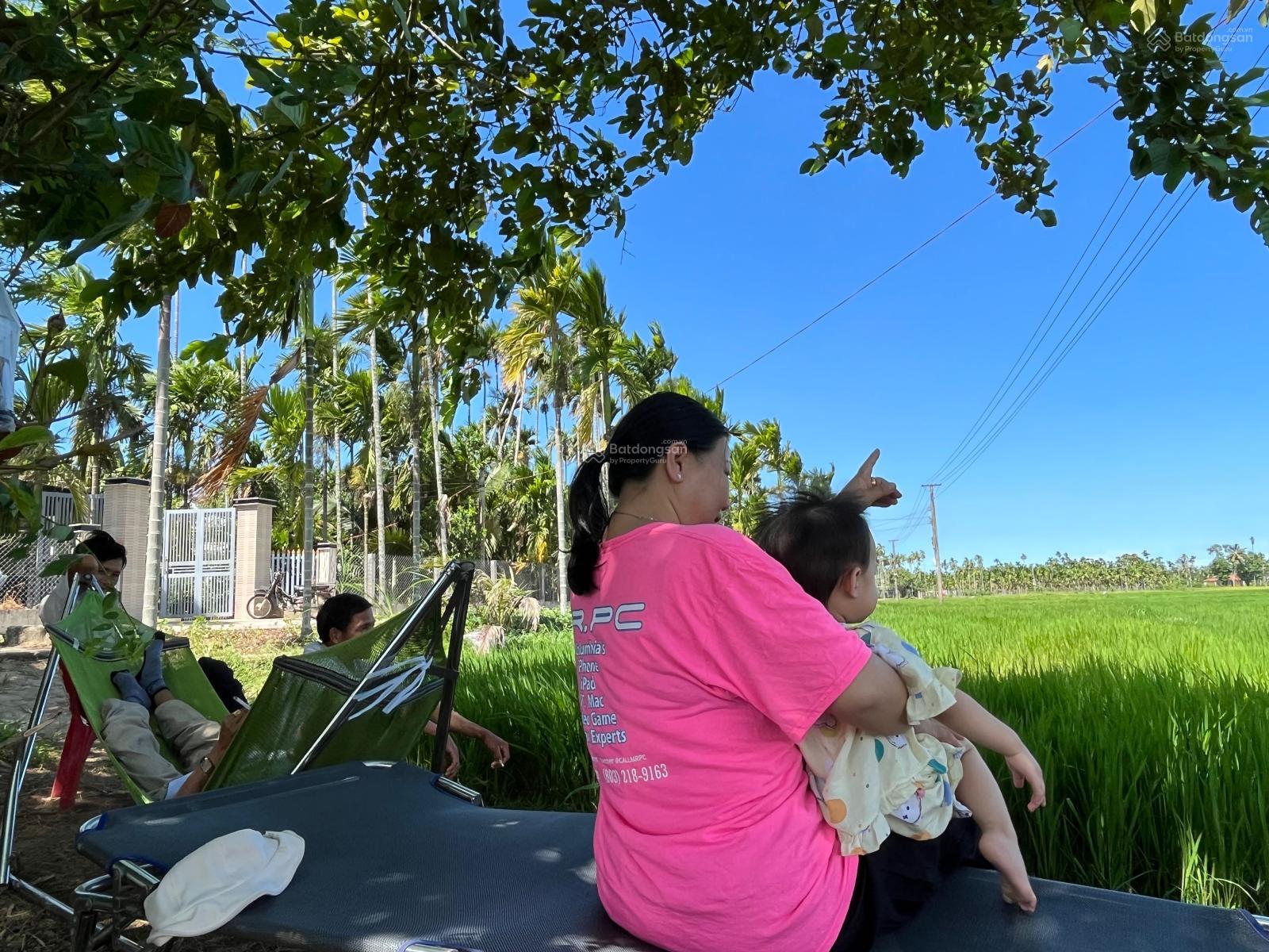 Bán nhà mặt tiền Đường CN1 (Hương Lộ 3) (4x20m vuông) đủ lộ giới, vỉa hè 10m, không lỗi, 12.5 tỷ Bán nhà mặt tiền Đường CN1 (Hương Lộ 3) (4x20m vuông) đủ lộ giới, vỉa hè 10m, không lỗi, 12.5 tỷ