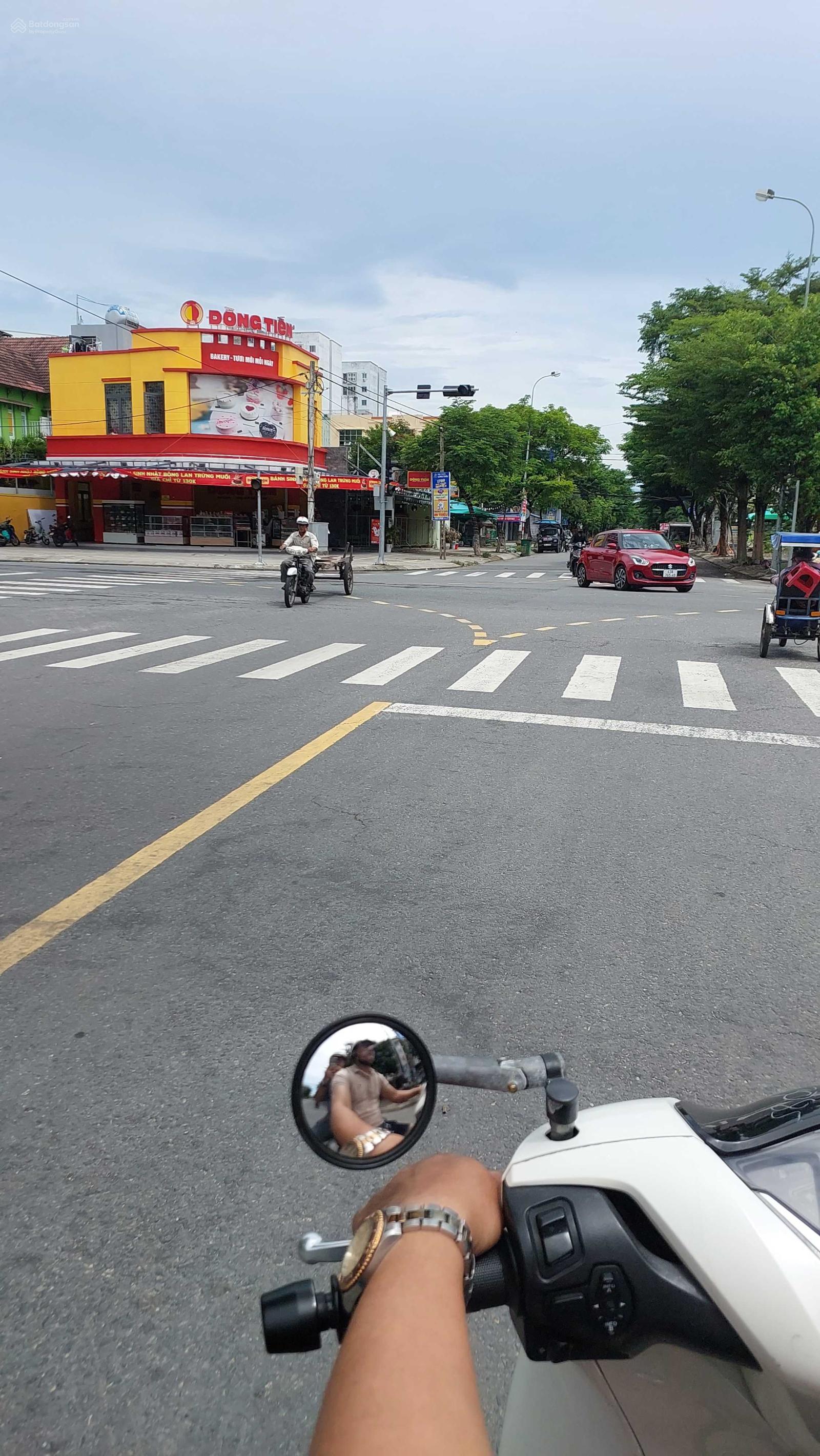 Đất Trần Nhân Tông 165m2 ngang 10m sát Khúc Hạo đẹp rẻ