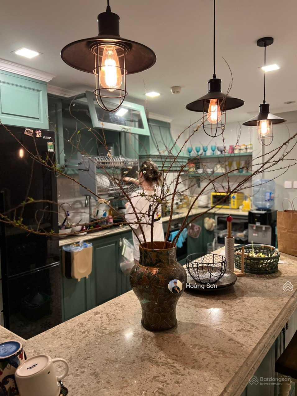 Siêu phẩm penhouse duplex Royal City 300 m2 4 phòng ngủ 3wc full nội thất sang trọng giá chỉ 48,8tr Siêu phẩm penhouse duplex Royal City 300 m2 4 phòng ngủ 3wc full nội thất sang trọng giá chỉ 48,8tr