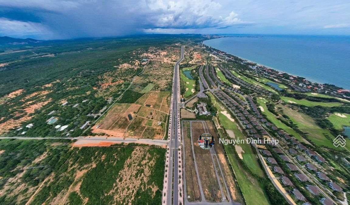 Bán 350m2 dãy B mặt tiền đường xuống biển Phạm Thanh Tùng dự án Diamond Bay Phan Thiết Bán 350m2 dãy B mặt tiền đường xuống biển Phạm Thanh Tùng dự án Diamond Bay Phan Thiết