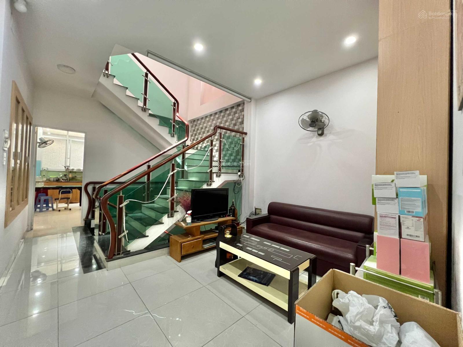 Cho thuê nhà hẻm xe tải Cộng Hòa * nhà suốt * 4x22m * 4tầng * 6 phòng lớn*gọi ngay: 0938 036 *** Hoan Cho thuê nhà hẻm xe tải Cộng Hòa * nhà suốt * 4x22m * 4tầng * 6 phòng lớn*gọi ngay: 0938 036 *** Hoan