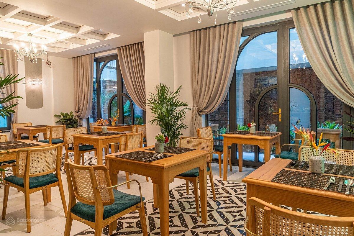 1 căn duy nhất biệt thự HXH 490 Nguyễn Tri Phương, Quận 10, DT: 16x15m, 2 lầu, giá 33.5 tỷ