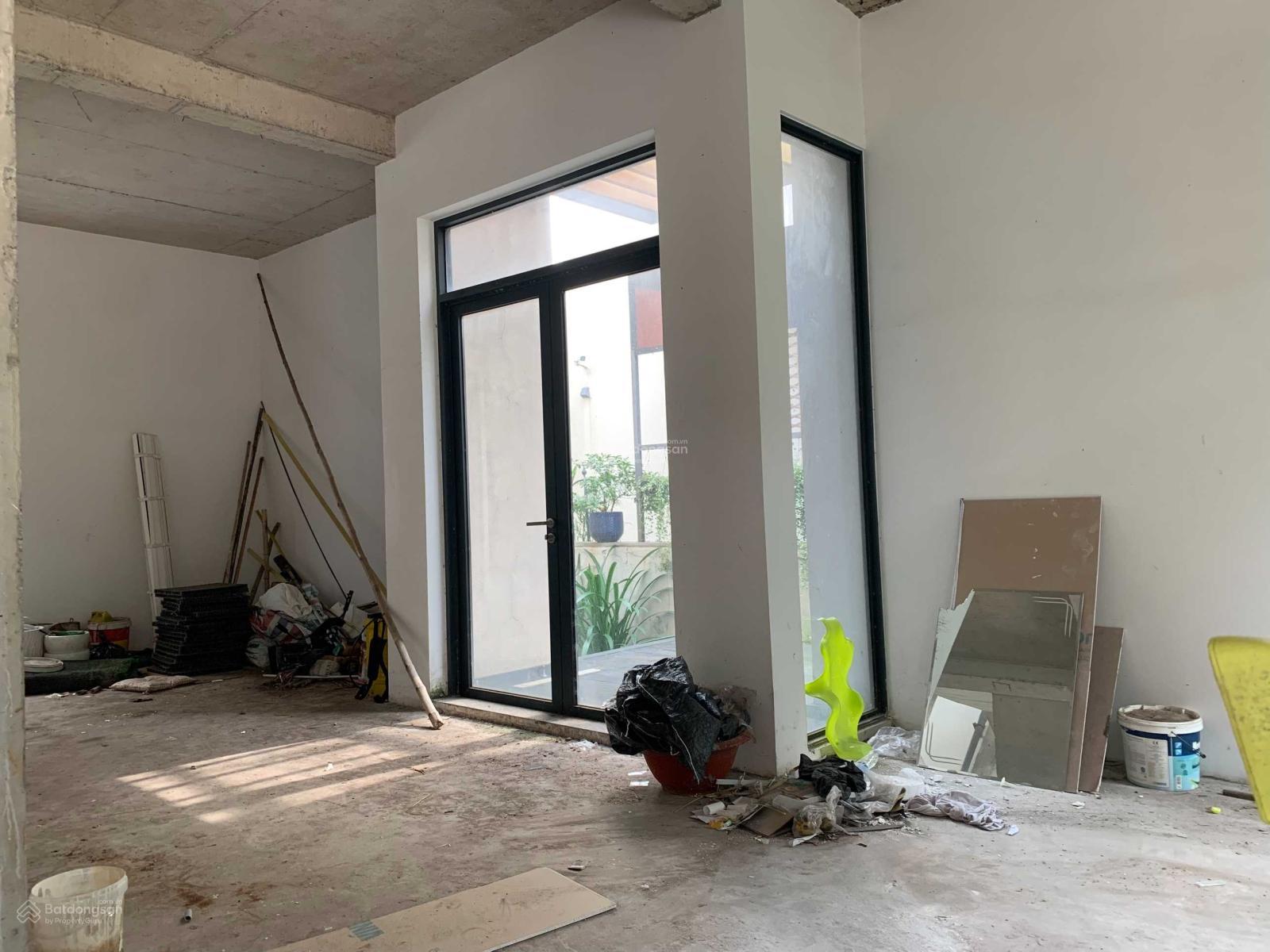 Chính chủ bán căn biệt thự Lucasta 10x23m. Hoàn thiện bên ngoài. Đường 20m. Gọi ngay 0982 667 ***