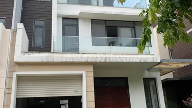 Chính chủ bán căn biệt thự Lucasta 10x23m. Hoàn thiện bên ngoài. Đường 20m. Gọi ngay 0982 667 ***