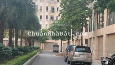 Bán Gấp Him Lam Vạn Phúc lô mặt đường siêu đẹp giá 43 tỷ siêu đẹp. LH: 0963 689 ***