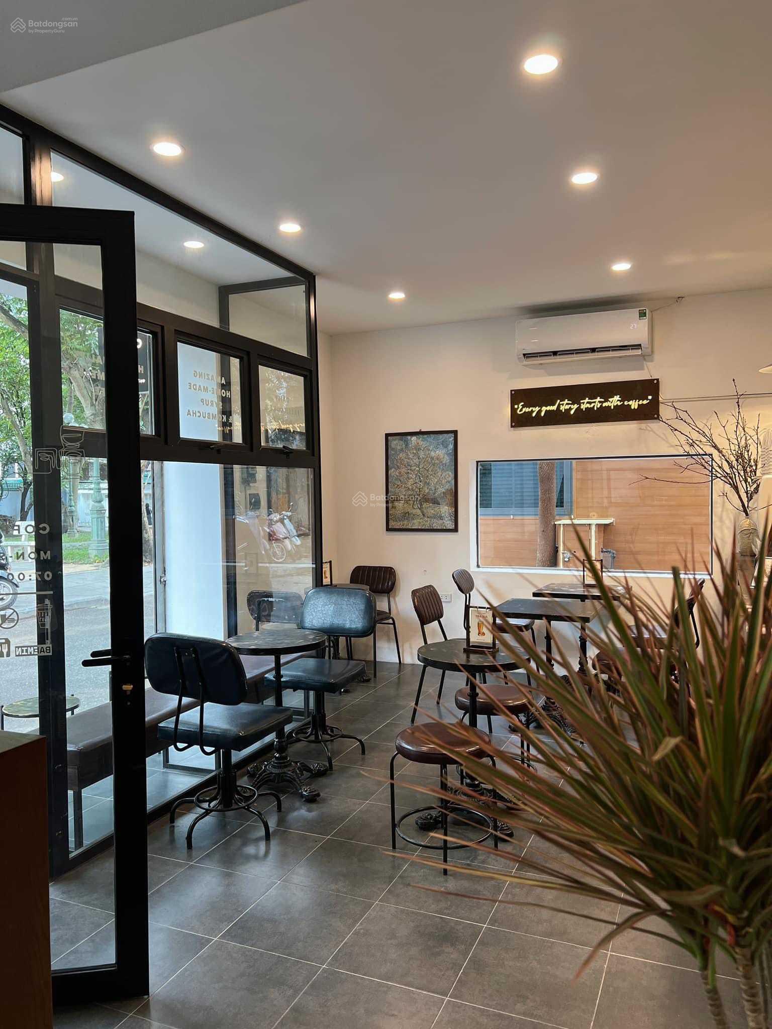 Như Vậy, Mặt phố Lò Đúc 90 m2 x 2 tầng, mặt tiền 4m, giá thuê 40 triệu/tháng. LH 0986 226 *** Như Vậy, Mặt phố Lò Đúc 90 m2 x 2 tầng, mặt tiền 4m, giá thuê 40 triệu/tháng. LH 0986 226 ***