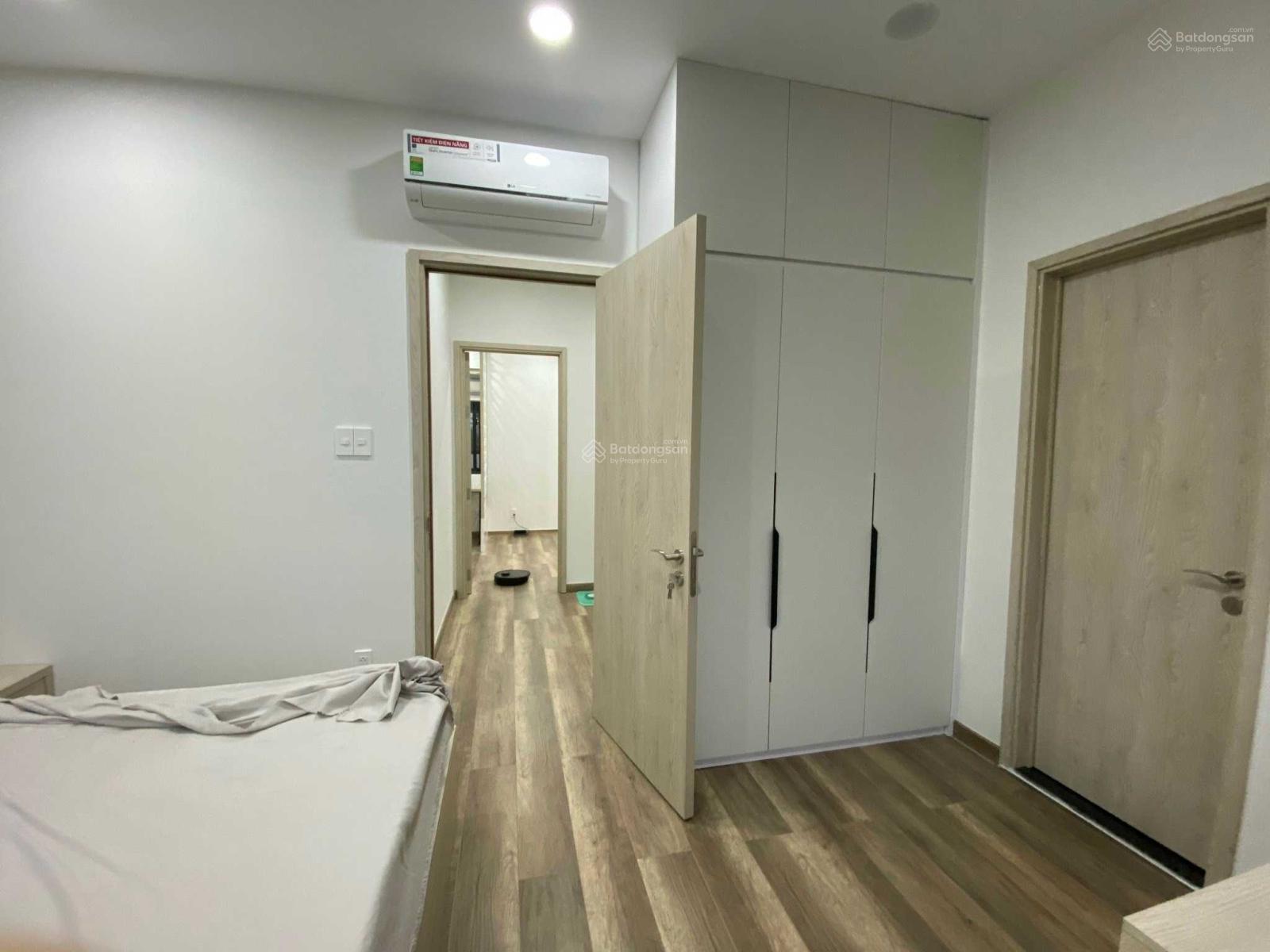 Cần tiền bán gấp nhà phố vườn full nội thất cao cấp.Giá tốt nhất thị trường 4.5 tỷ , Lh: 0933 068 ***
