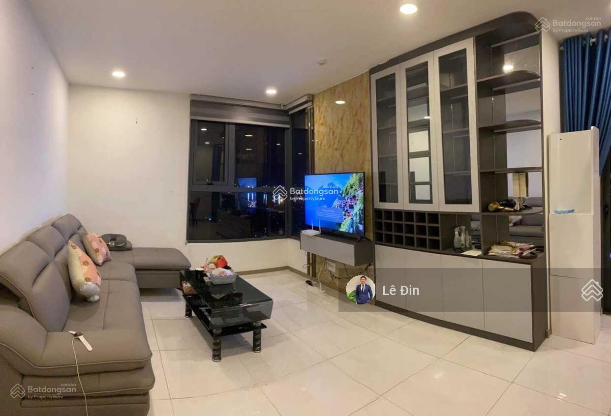Chủ kẹt bán nhanh căn hộ Kingdom 101 2PN giá rẻ, view đẹp nội thất cao cấp. Mr Lê Đin 0989 723 ***